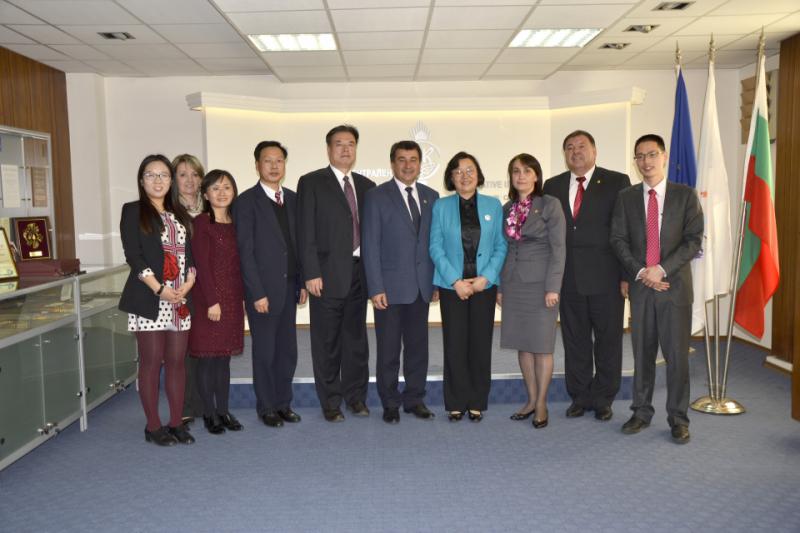 ЦКС укрепва сътрудничеството си с Всекитайската федерация за снабдяване и маркетинг на кооперациите